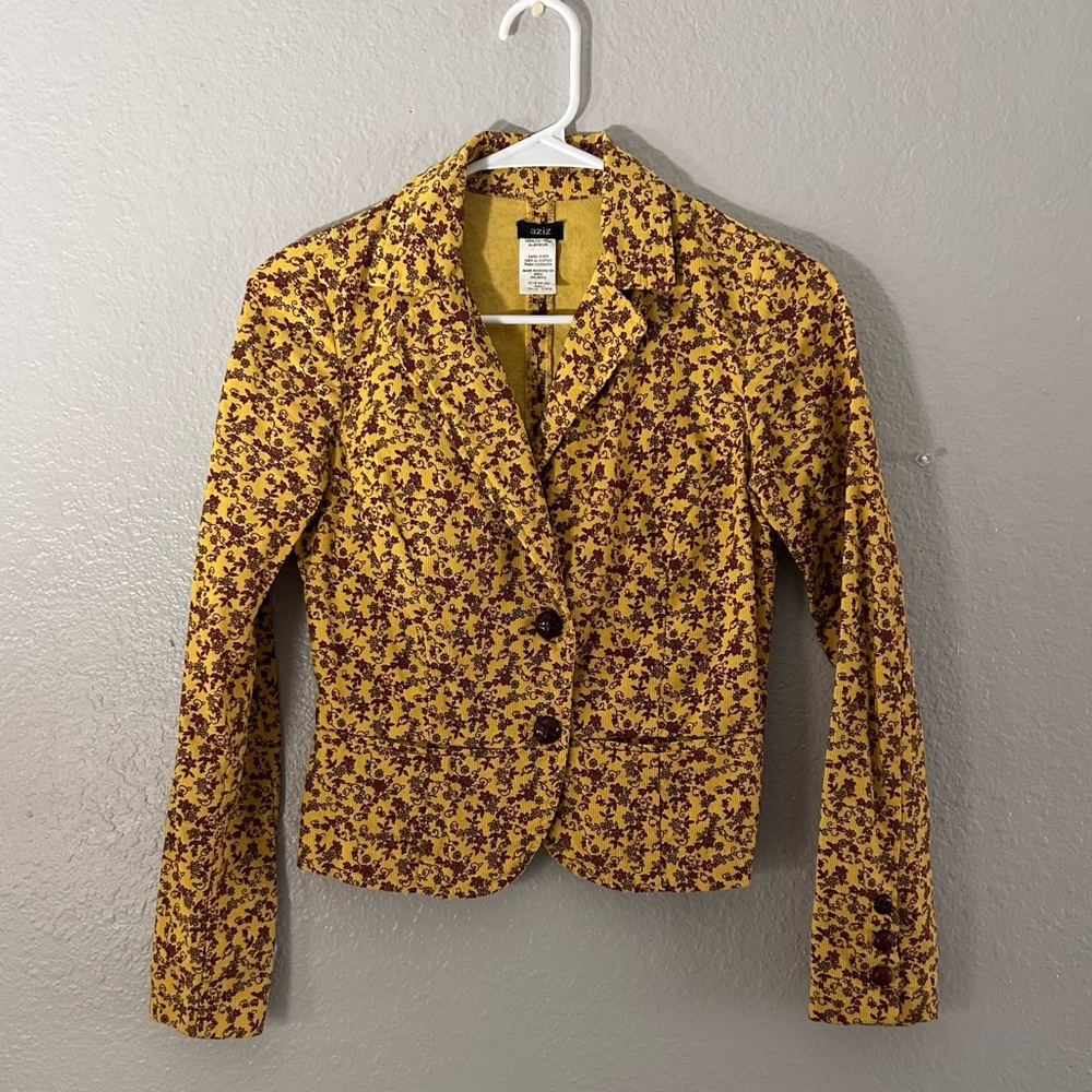 Aziz Vintage Floral Women’s Blazer
